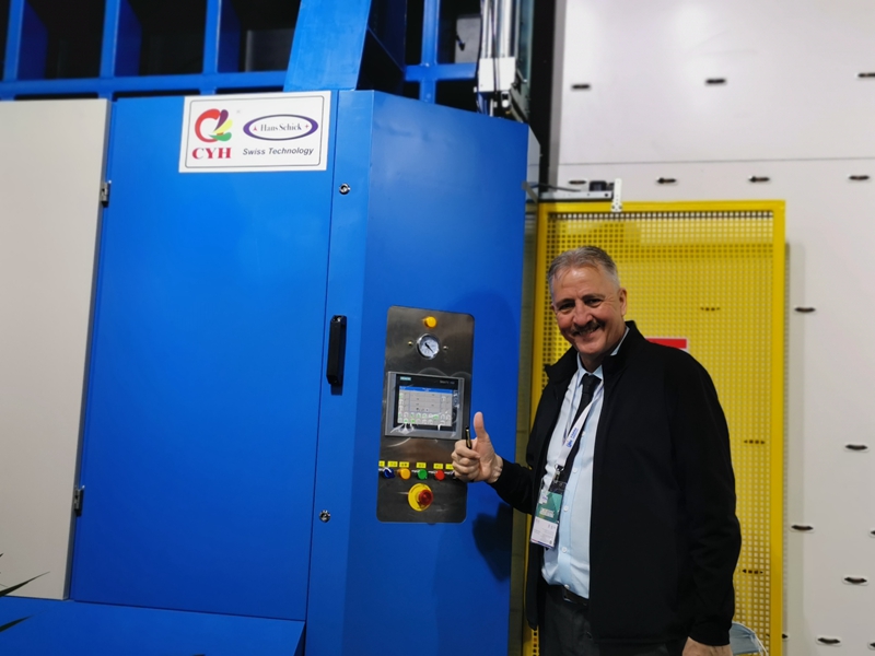 喜訊:北京昌益和第20條中空玻璃生產線順